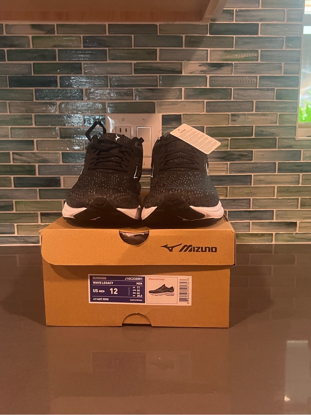 Mizuno Men’s Wave Legacy Running Shoes — Black/White